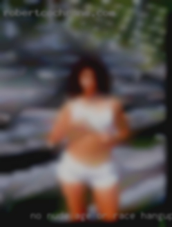 :-) No nude age or race hangups near Alliance Ohio.