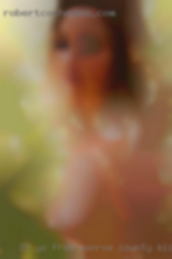 39 y.o from Monroe County., blond, athletic girls fuck body.