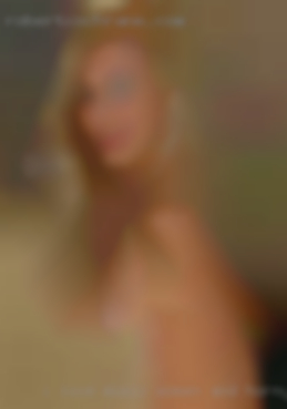 I love music, women, and horny exercise near Ottawa.