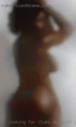 Looking for clubs discreet girls hookups and FWB.