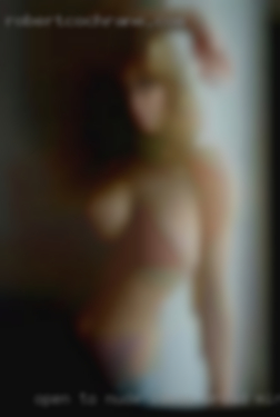 Open to nude ideas broad minded near Tompkinsville KY.
